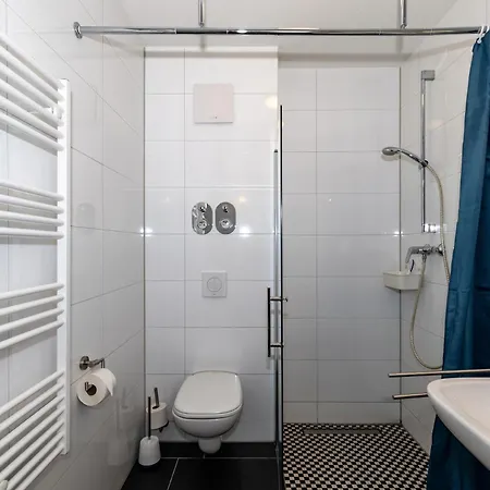 Zur Traube Hotel 3*
