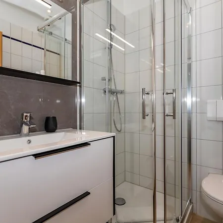 Zur Traube Hotel 3*
